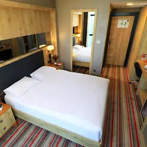 4* Otel By Wyndham Vakfikebir